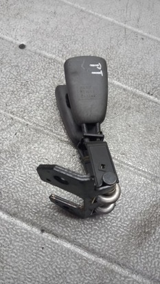 Натягувач ременя праві зад volvo v40 01r універсал 1.9dci фото №1