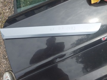 Планка нижня двері зад ліва ly7j audi a4 b7 lubln фото №1