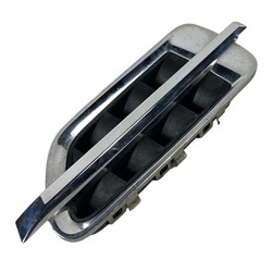 Cadillac escalade 07-14r впуск решётка крыльев фото №1