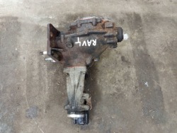 Редуктор коробка передач роздавальна toyota rav4 rav-4 ii 2.0 d4d 00-05 фото №1