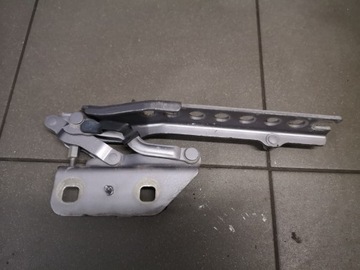 Петля капота лівий audi a8 d3 4e0823301f фото №1