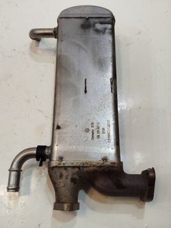 Радіатор egr vw amarok i 2h 2.0 tdi cnf 03l131511q фото №1
