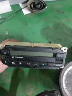 Панель повітропровід volkswagen golf iv фото №1