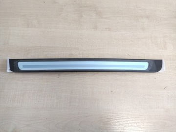 Audi a4 b8 планка порогова накладка поріг лівий перед 8k0853373 фото №1