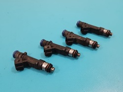 4x инжектор dacia logan i 05-14 0280158034 8200227124 1.4 8v mpi фото №1