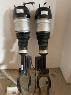 Mercedes-benz оригінальний номер a1663204166 фото №1