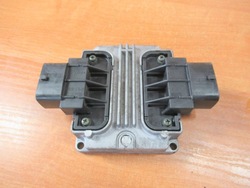 Блок керування коробки opel vectra c 2,2 dti 55353022 фото №1