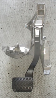 Audi a6 c6 педаль гальма автомат фото №1