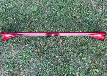 Лампа зад середня cupra formentor пошкоджена фото №1