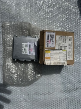 Volkswagen tiguan 2022 з спереди модуль выравнивание света ксенон фото №1