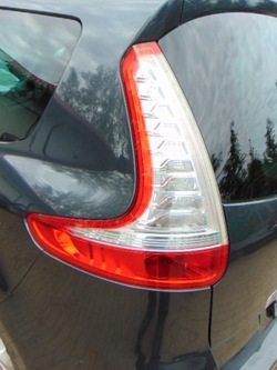 Лампа ліва зад задня 26550014r renault megane grand scenic 3 iii 09-12 фото №1