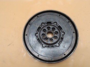 Колесо двомасовий mazda 2.0 citd j rf5c фото №1
