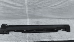 Планка накладка порогова права volvo v40 ii cross country 31290542 фото №1