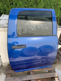 Двері праві правий зад задні dodge ram 1500 iv фото №1