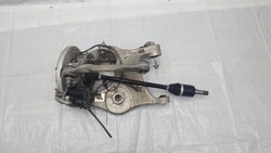 Jaguar e-pace поворотна опора важіль піввісь зад ліва фото №1