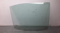 Скло двері праві зад skoda octavia i 99r hb фото №1