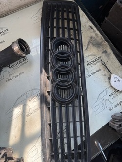 Решётка радиатора решётка радиатор audi a6 rs6 c5 4b3853651g фото №1