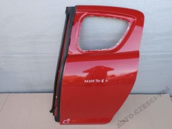 mazda задняя левая дверь