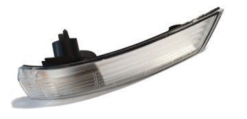 поворотник в зеркал правая FORD Focus III 10.14-08.18 3205205