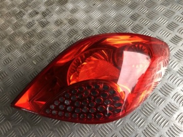 peugeot 207 фонарь правый