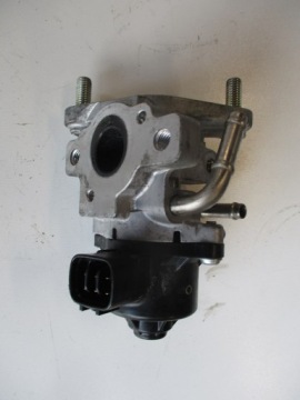 клапан EGR lexus NX300 2,5i