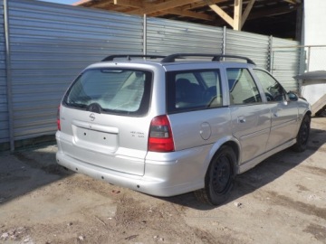 форсунка opel VECTRA B FL 2.2