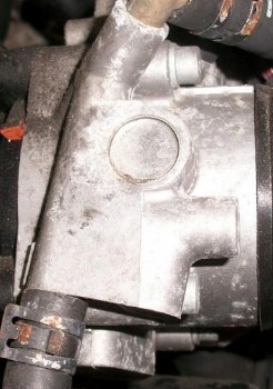 ДРОССЕЛЬНАЯ ЗАСЛОНКА vw PASSAT B5 РЕСТАЙЛИНГ 2.0 20V