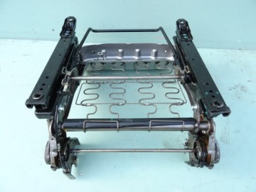 направляющая кресло передняя правая Hyundai I20 08-