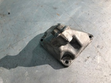 MERCEDES W219 CLS 6,3 AMG лапа подпора Двигателя