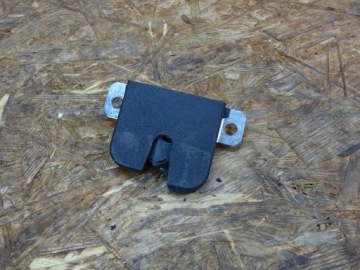 seat Leon I защелка замок крышки багажника задней 6L6827505