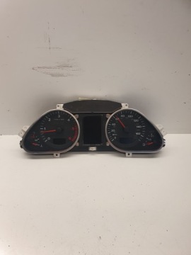 спидометр часы Audi OE 4F0920950L