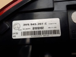 SKODA SUPERB III универсал рестайлинг 19-23 фонарь правый крыло 3V9945207C