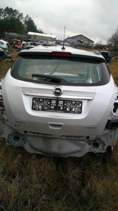 крышка багажника зад opel Astra H универсал