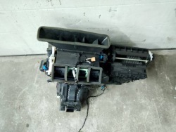 Audi A3 8V SPORTBACK 5D 2014 радиатор отопителя 5Q1820005AE