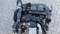 комплектный Двигатель 1.6 8V peugeot CITROEN 9H06 с навесным siemens 125 тыс