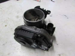 ДРОССЕЛЬНАЯ ЗАСЛОНКА vw PASSAT B5