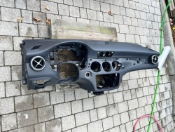 MERCEDES W213 усиление консоли A2136800055