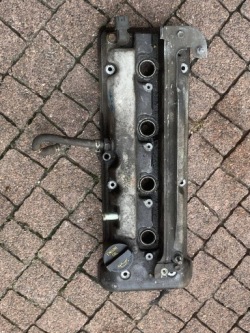 GRAND VITARA II 2.0 крышка клапанов 05-13