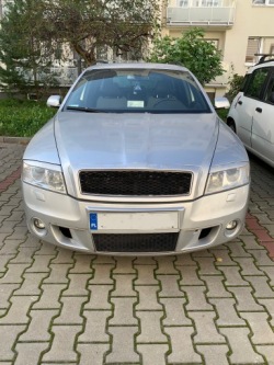 Фары передняя комплект левая правая ксенон SKODA OCTAVIA II RS