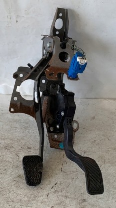 педаль газа тормоза mazda 2 DE 07- европа механика