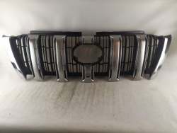 TOYOTA oe 53111-60A71 решетка радиатора