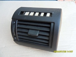воздухозаборник жалюзи потока воздуха правая vw FOX 5Z0819704