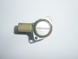 Датчик клапан под Range Rover III L332