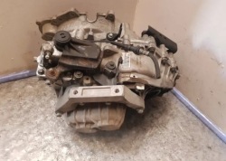 комплектная коробка передач мкпп volvo XC60 и 2.4 D5 2008- 9G9R7002KB