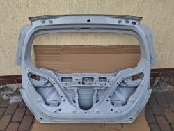 задняя крышка багажника Honda JAZZ V 2020
