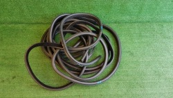 jaguar F PACE прокладка Двери правый зад