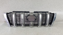 TOYOTA LAND CRUISER 150 рестайлинг 2014 - решетка радиатора d 9149