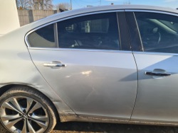 комплектная дверь задняя правая opel INSIGNIA A Z176 хэтчбек седан