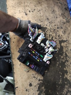 mitsubishi ASX и блок предохранителей