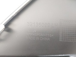 правая воздухозаборник жалюзи галоген решетка радиатора volvo XC40 РЕСТАЙЛИНГ 2022- 32136098